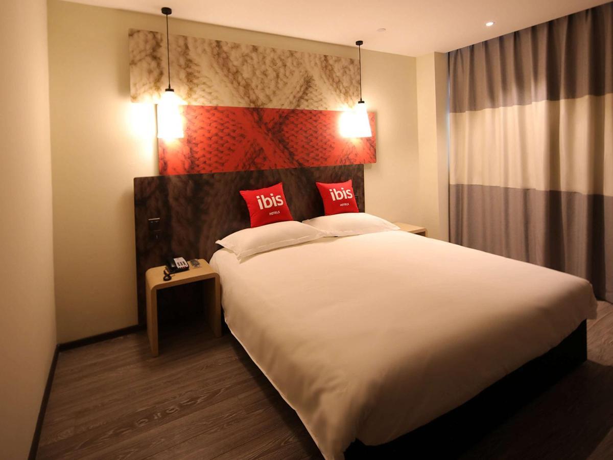 Ibis Shanghai Changshou Road Hotel Zewnętrze zdjęcie